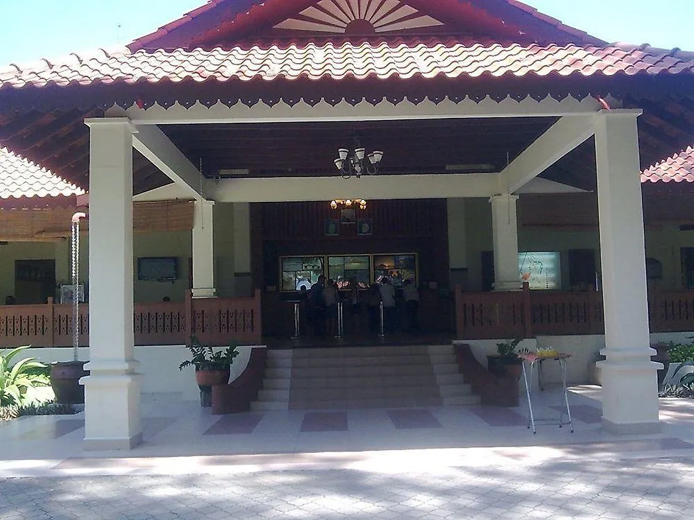 Sibu Island Resort Johor Bahru 4*,  Malasia